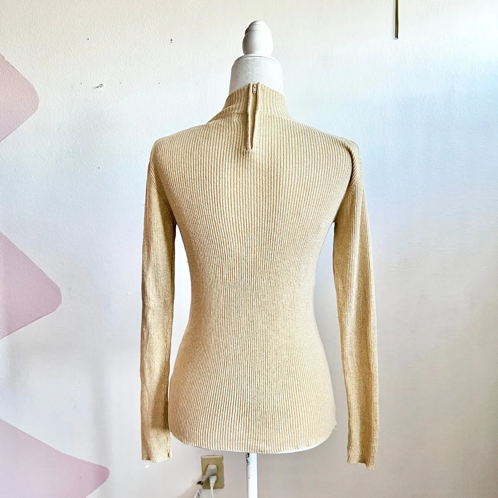 Vintage Y2K Ribbed Long Sleeve Top Sequin Gold 2000s Glam 90s Small - Image 2