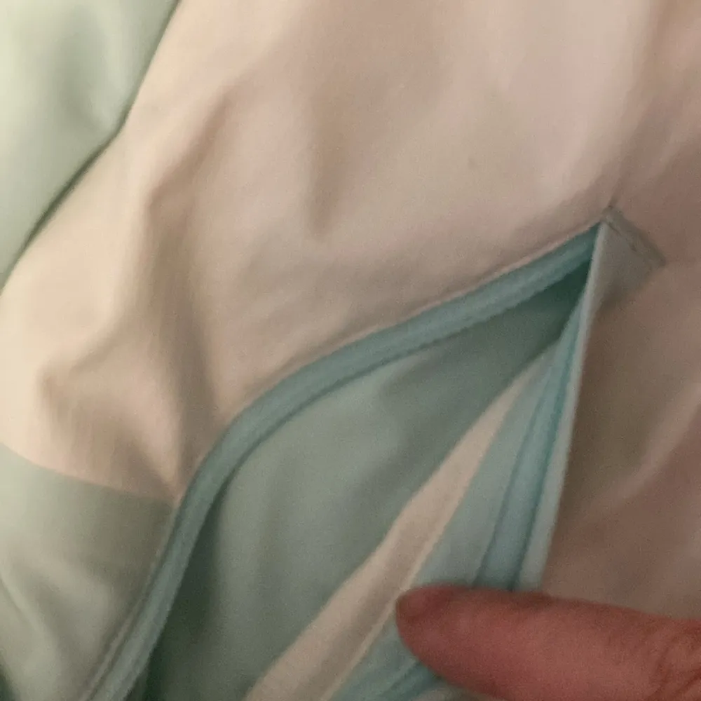 Lululemon off the court jacket size 8? - Image 2