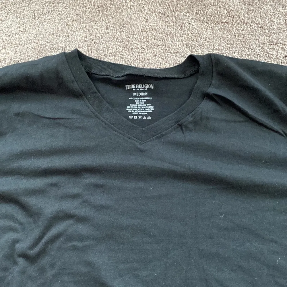 EUC True Religion Top SIZE M - Image 4