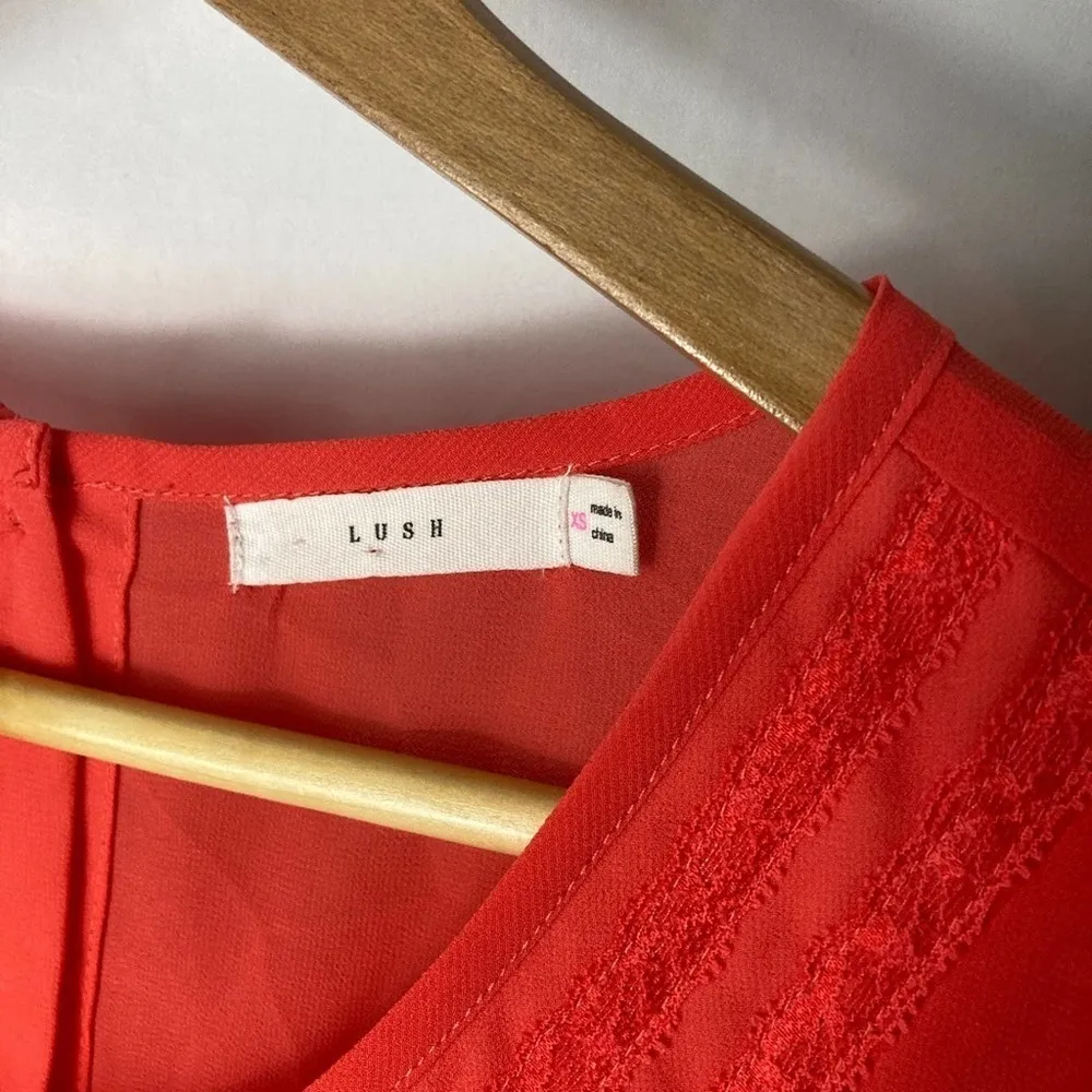 Lush 3/4 sleeve flowy top button back XS - Image 2