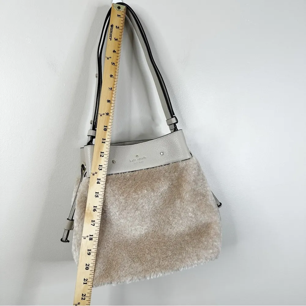 Kate Spade Marti Faux Shearling Bucket Bag Purse Tan Neutral - Image 10