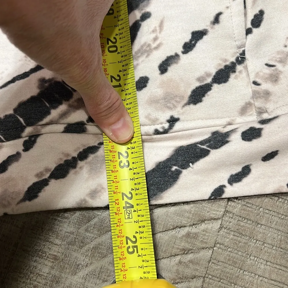 Koolaburra by UGG Brushed Back French Terry Pullover VGUC Stone Bias Tie Dyed - Image 6