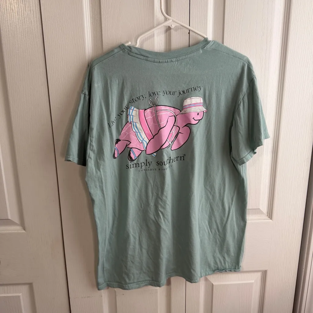 Simply Southern turtle tracker bikini tee size large - Image 6
