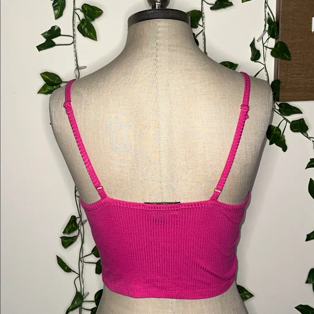 Almost Famous Pink Open Front Cropped Tanktop - Image 2