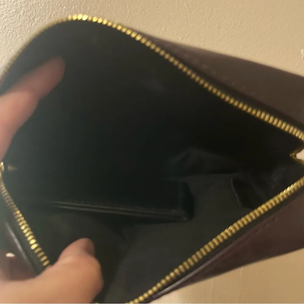 YSL Yves Saint Laurent Faux Leather VIP Exclusive Beauty Cosmetic Bag Purple - Image 7