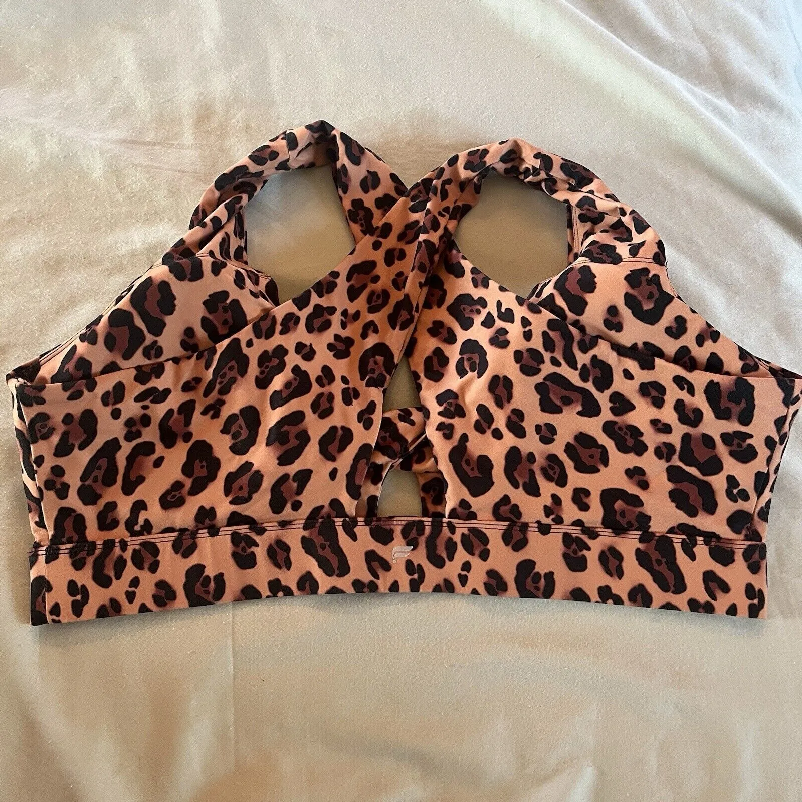 Fabletics Oasis Twist Sports Bra Women's 3X Leopard Cross + Bonus Black Bra - Image 5