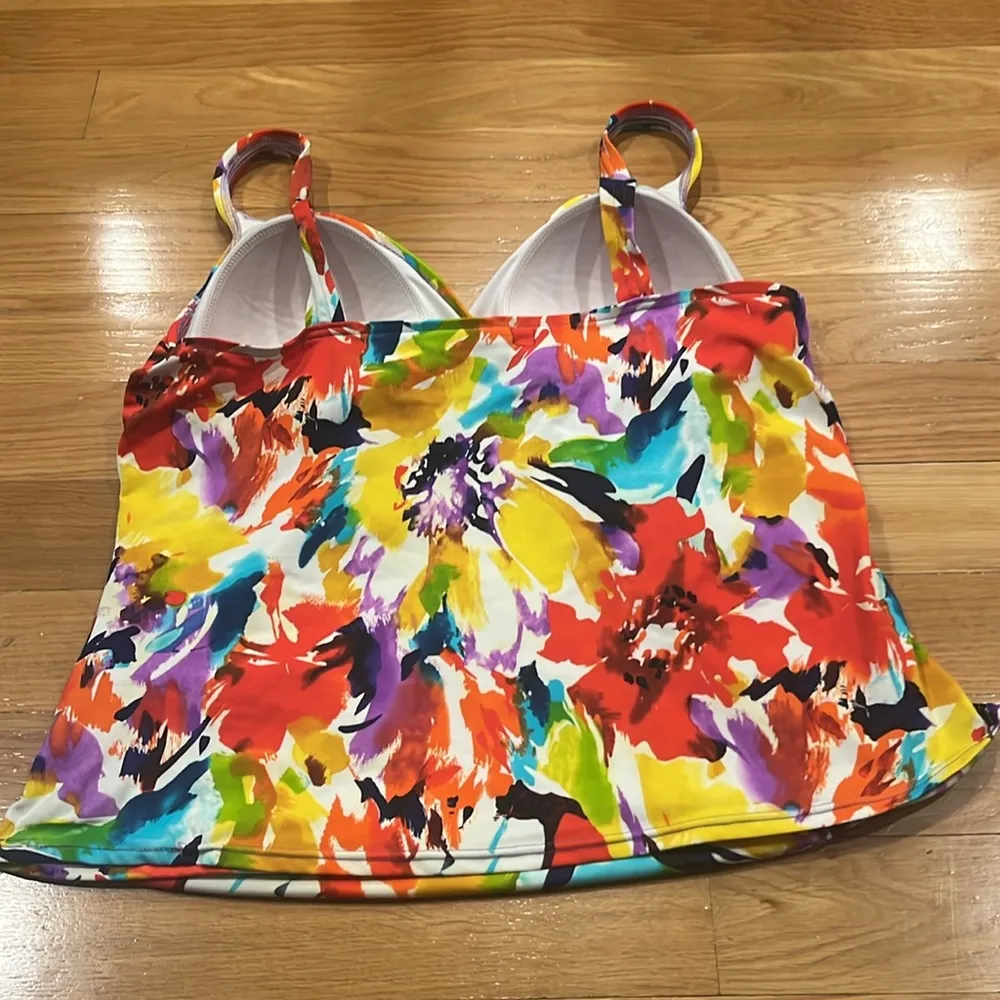 Slimshaper womens abstract floral 2 piece swim suit size 18 . - Image 3