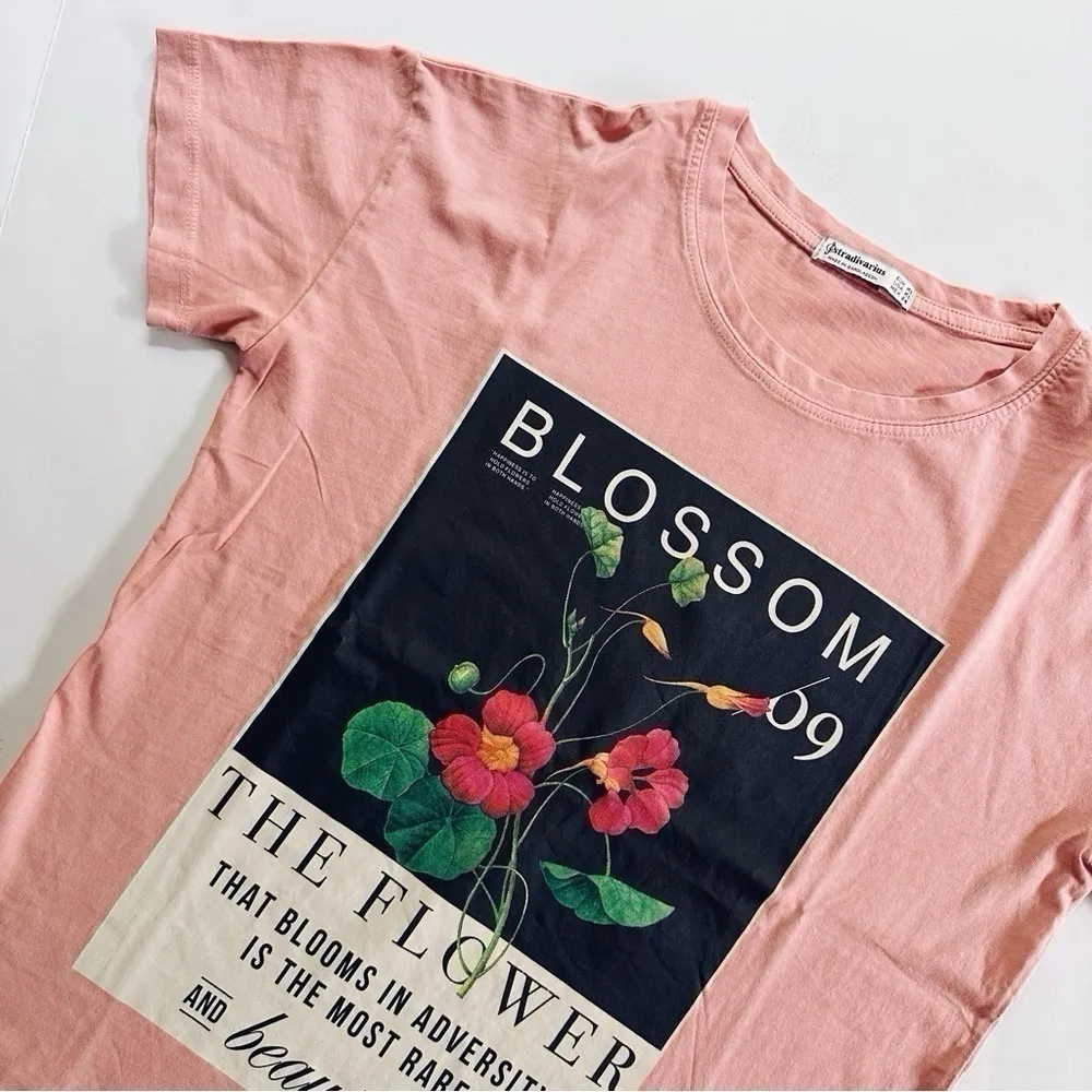 Stradivarius Blossom Boxy T-shirt - Image 3