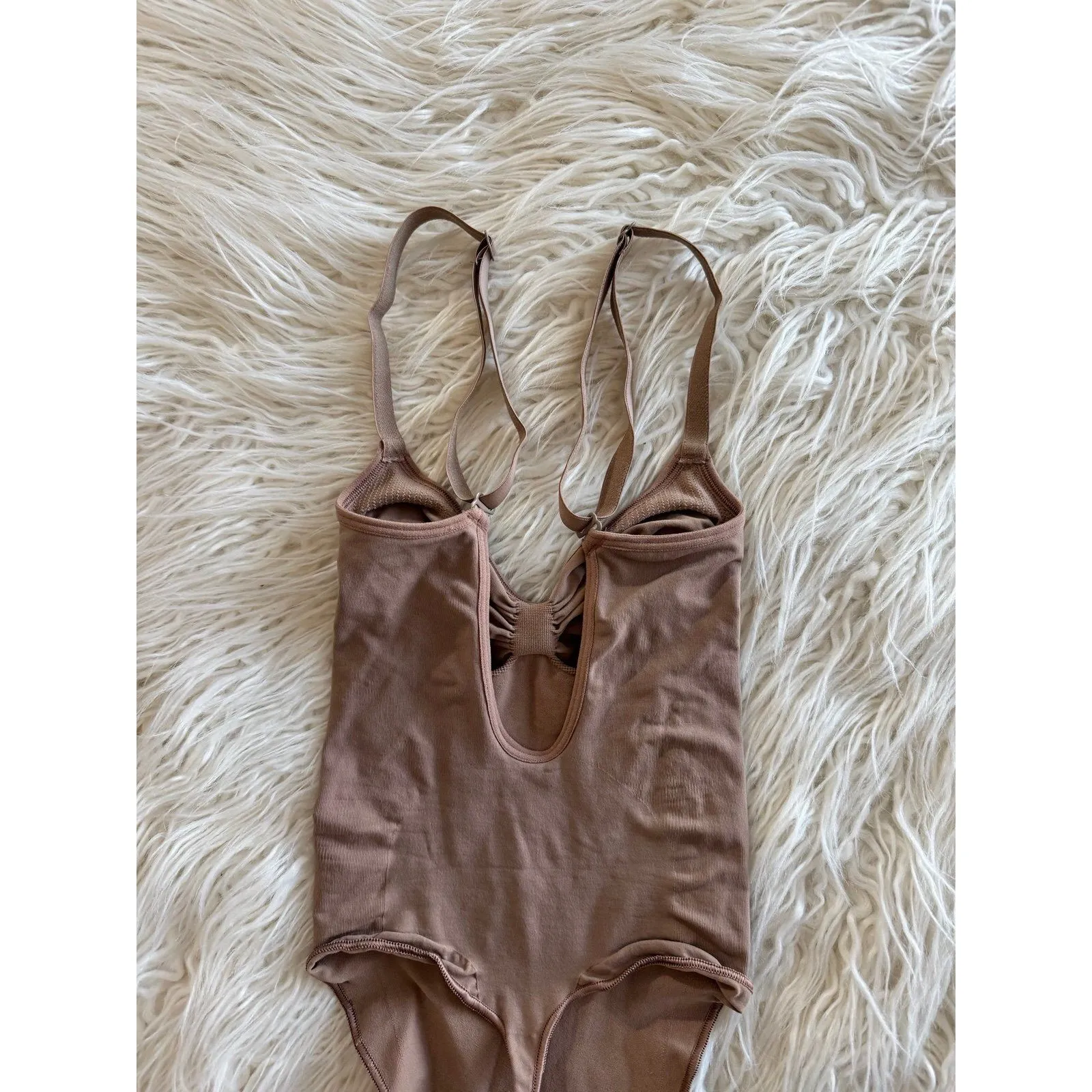 Skims Seamless Sculpt Low Back Thong Bodysuit Sienna Size Small - Image 6