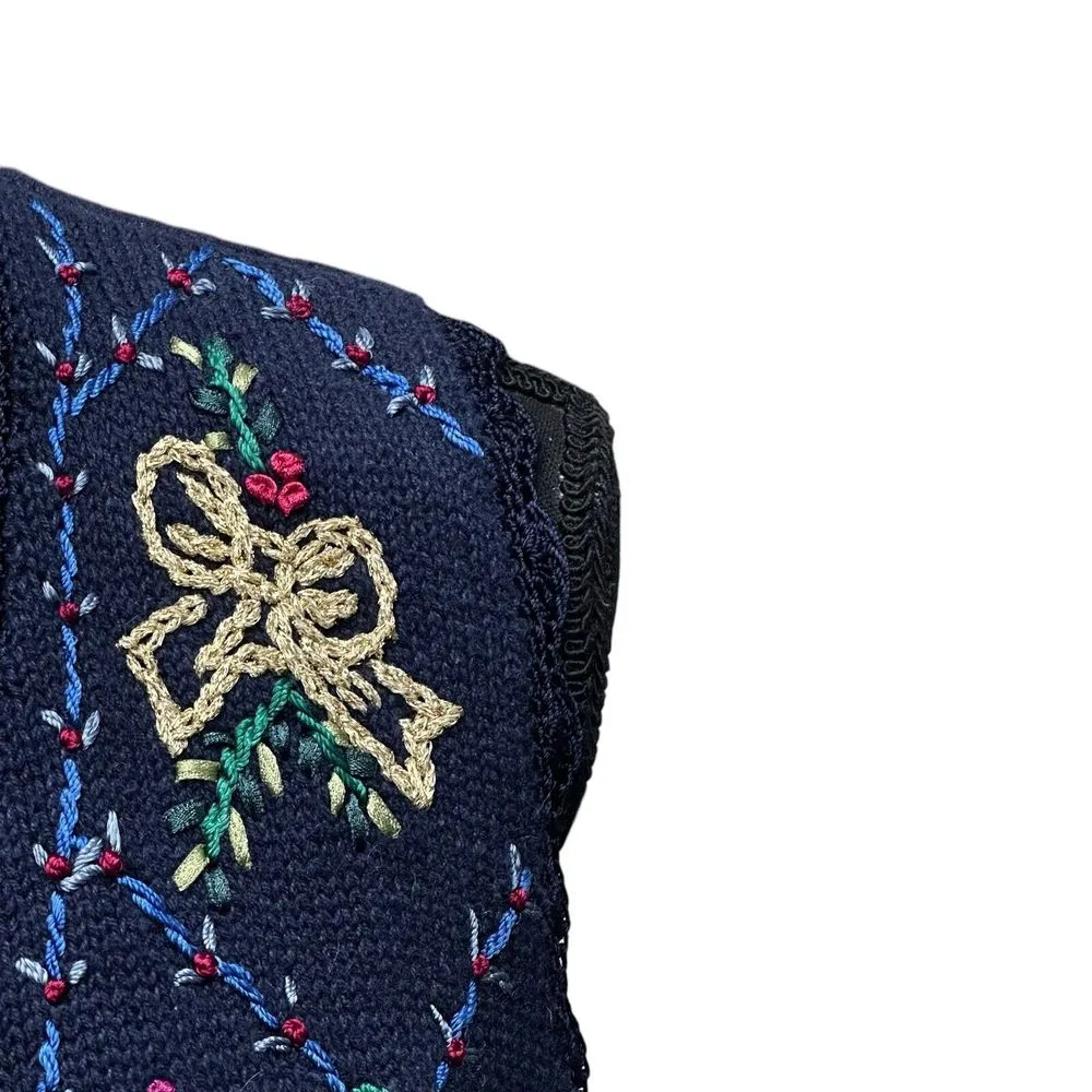 Erika II Holiday‎ Christmas Sweater Vest Embroidered Women's Size Petite Small - Image 2