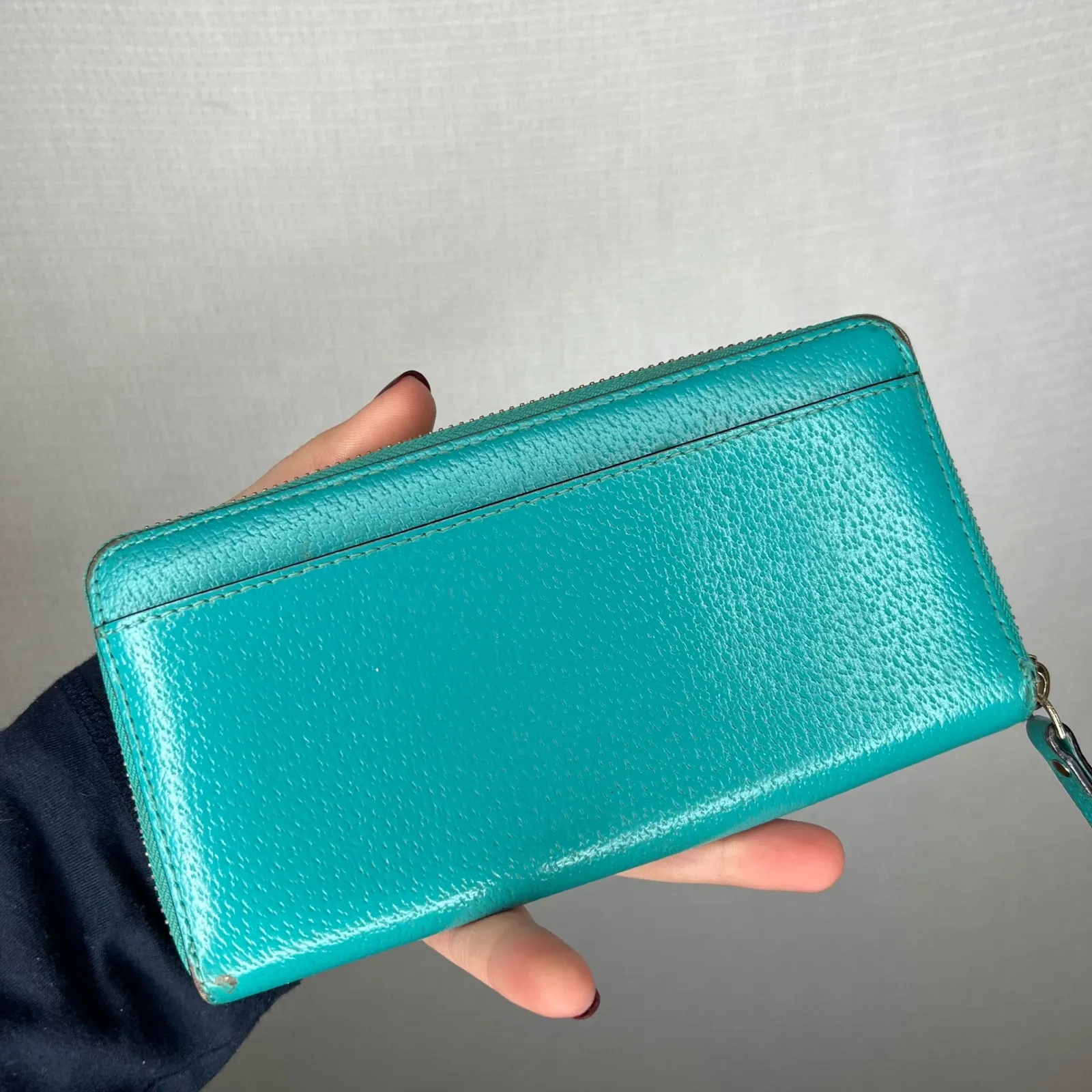 Kate Spade New York Turquoise Leather Zip Around Continental Wallet Wristlet Green - Image 2