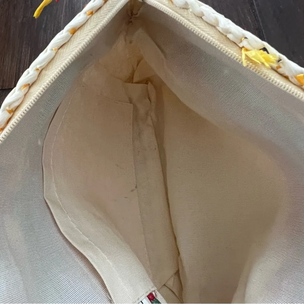 Carpetbags of America Rainbow Straw Clutch Purse Tan - Image 7