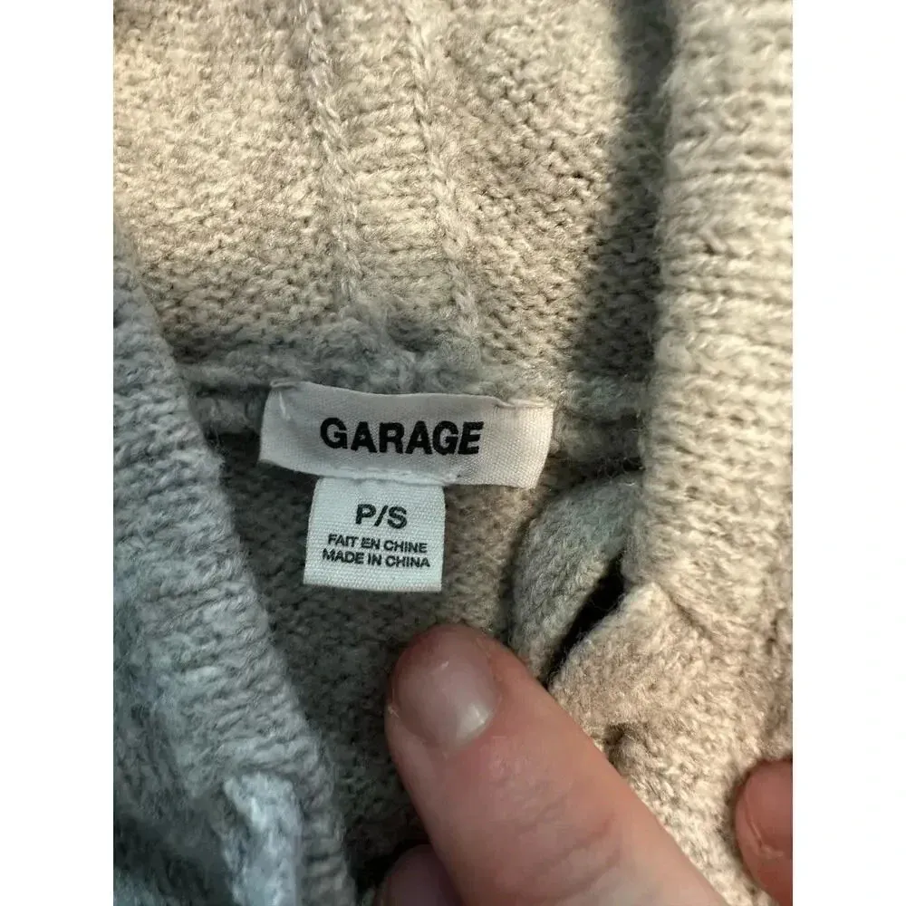 Garage Hooded Sweater Size Petite Small Gray Kangaroo Pocket Hoodie - Image 3