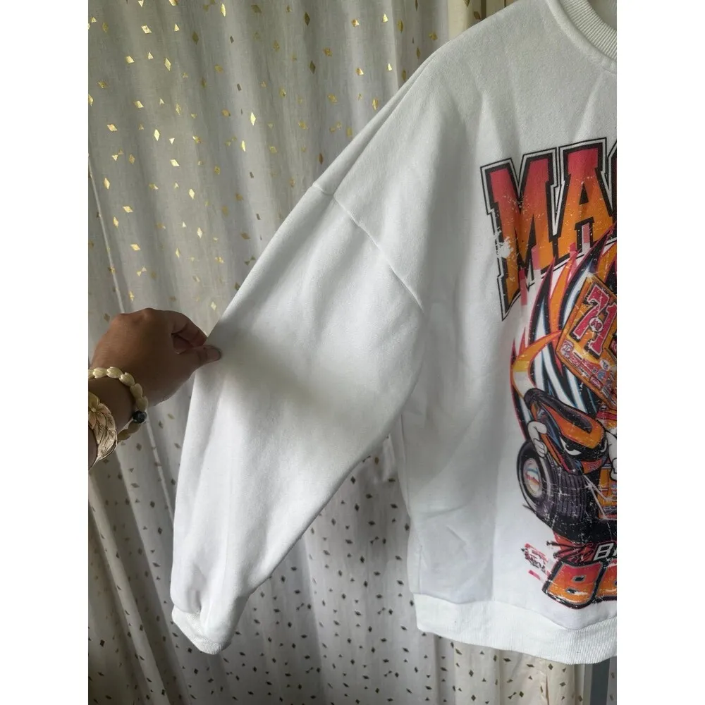 Edikted Streetstyle Fierce Oversize Loose Fit Graphic Groovy Car Sweatshirt S - Image 3