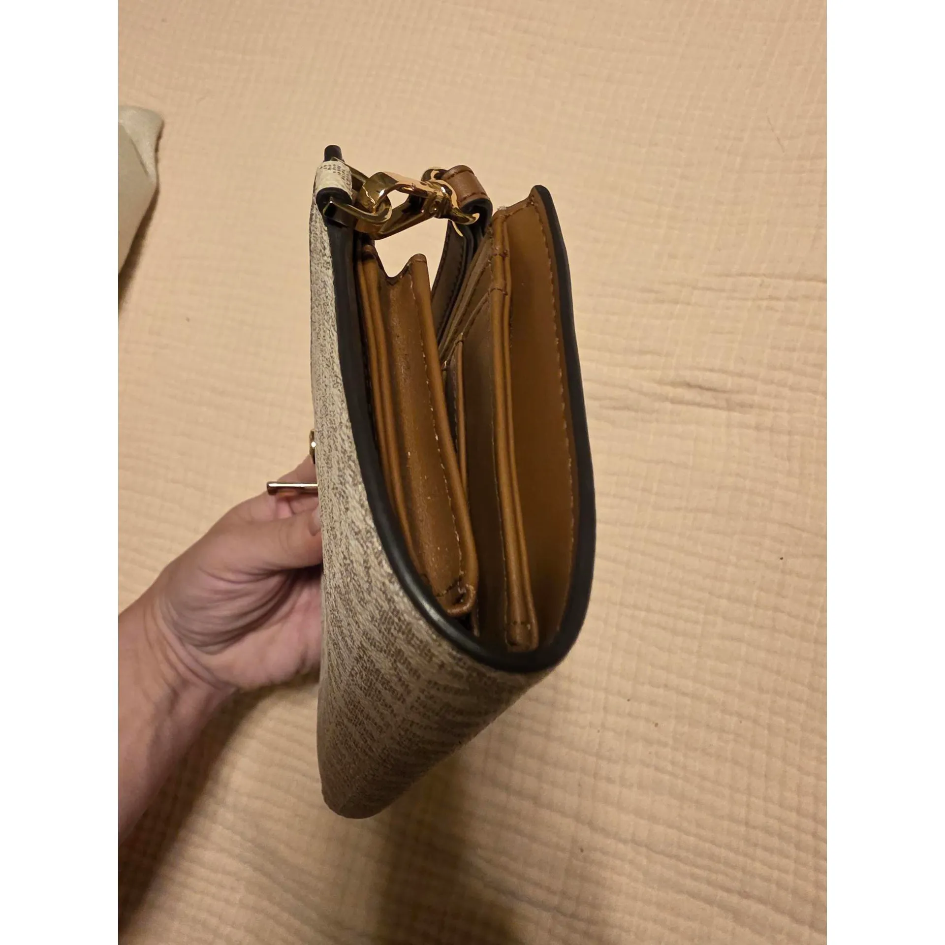 Michael Kors White and Brown Wristlet - Image 4