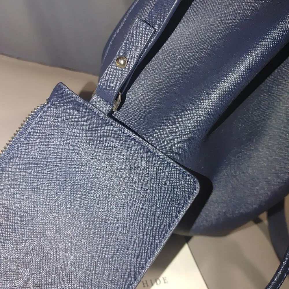 Hide Zabari Navy Blue Drawstring Bucket Bag Detachable Pouch Adjustable Strap - Image 8