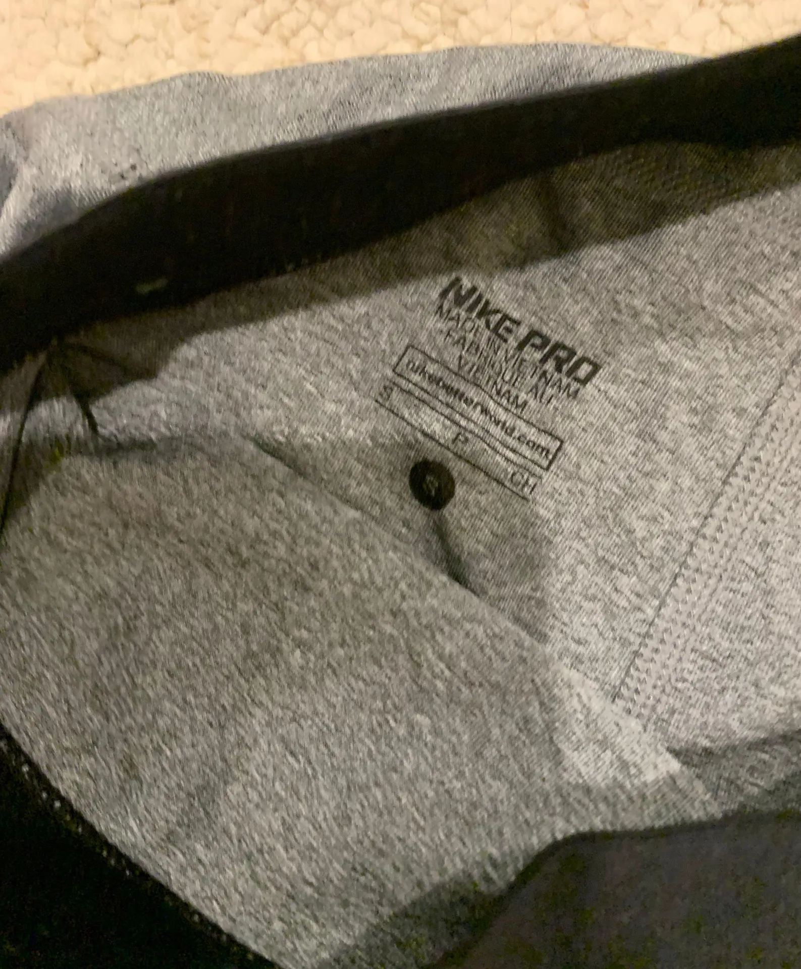 Nike Gray  Pros - Image 3