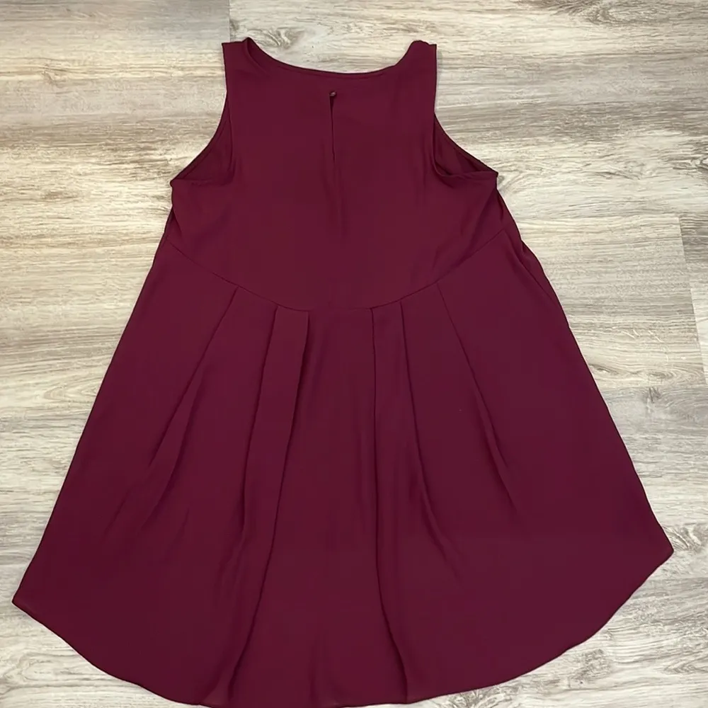 Wine Red Sleeveless Long Sheer Tank Top Keyhole with Button Back S - Image 6