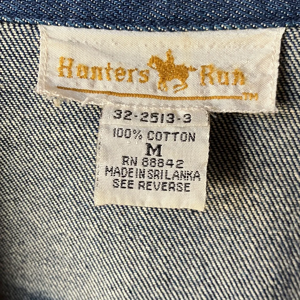 Hunters run, vintage denim jacket, medium Blue - Image 2