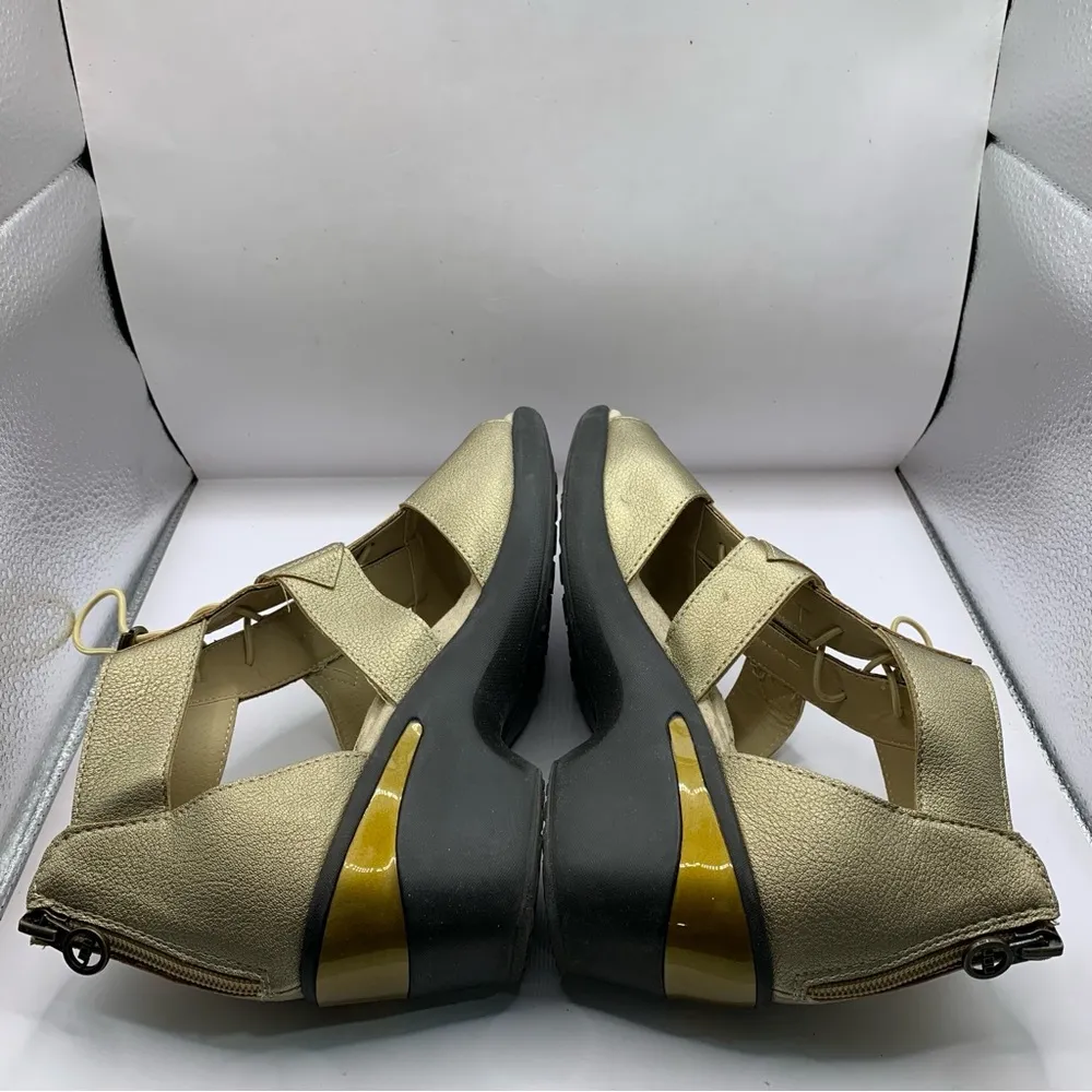 Jambu Women's Jbu Coco Encore Synthetic Memory Foam Insole Wedge Sandal 9M Gold - Image 8