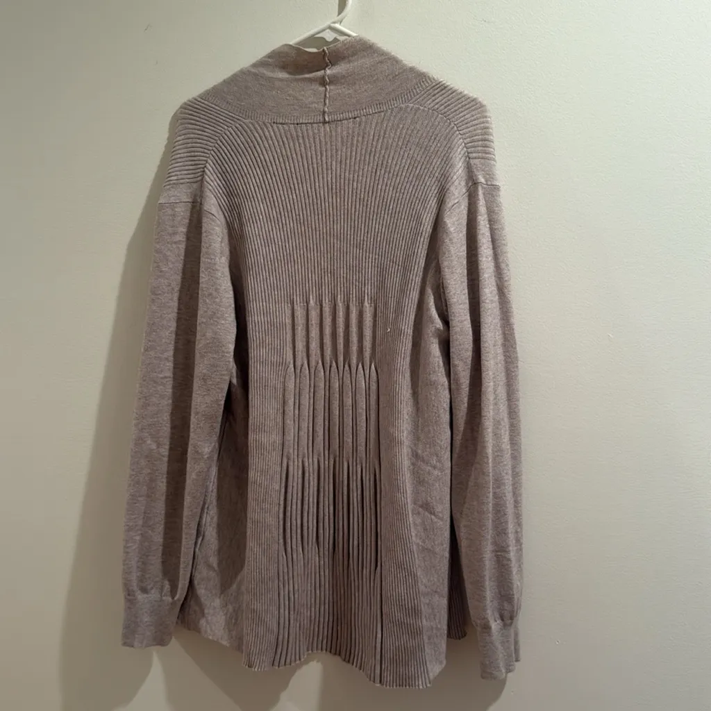 Cyrus Elegant Beige Women's Sweater - Image 2
