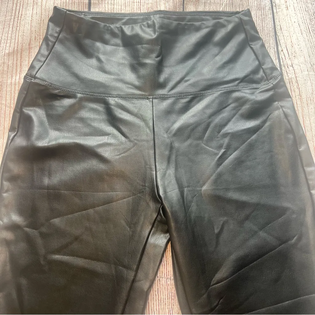 Zenana Faux Leather Black High Waist Leggings Pants‎ Womens Size Large Biker - Image 2