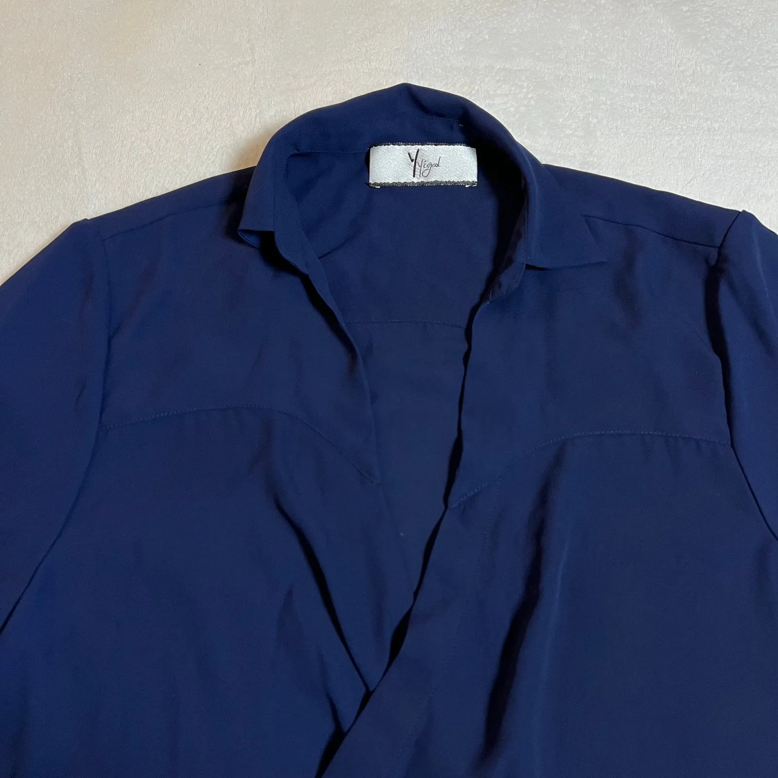 YYigal Women's V - Image 3