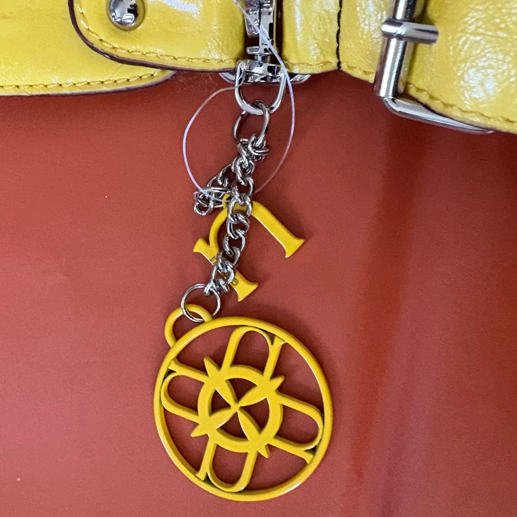 Nicole Lee Black and Yellow Shoulder Bag - Image 3