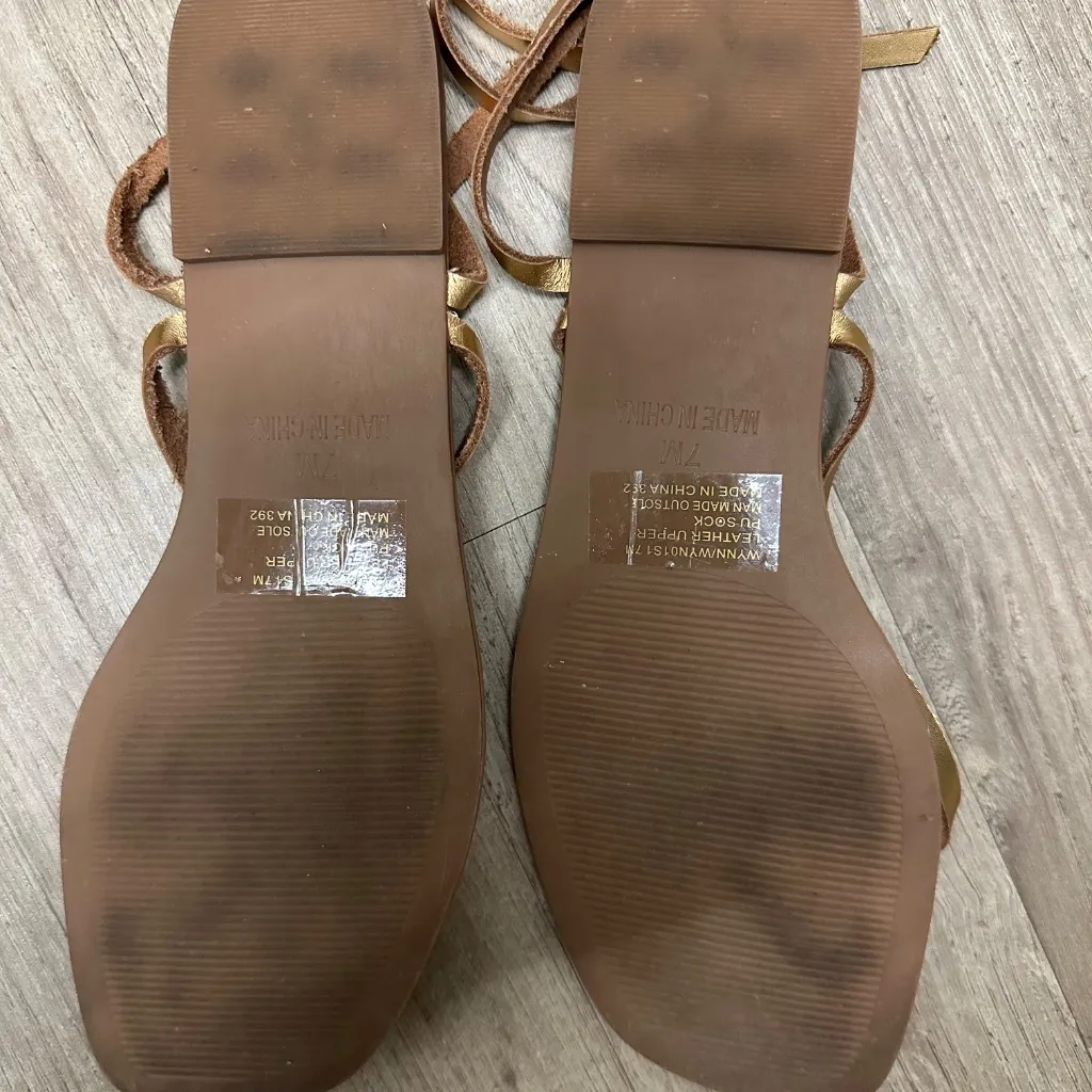 Steve Madden Gold Wynn Sandal - Image 3