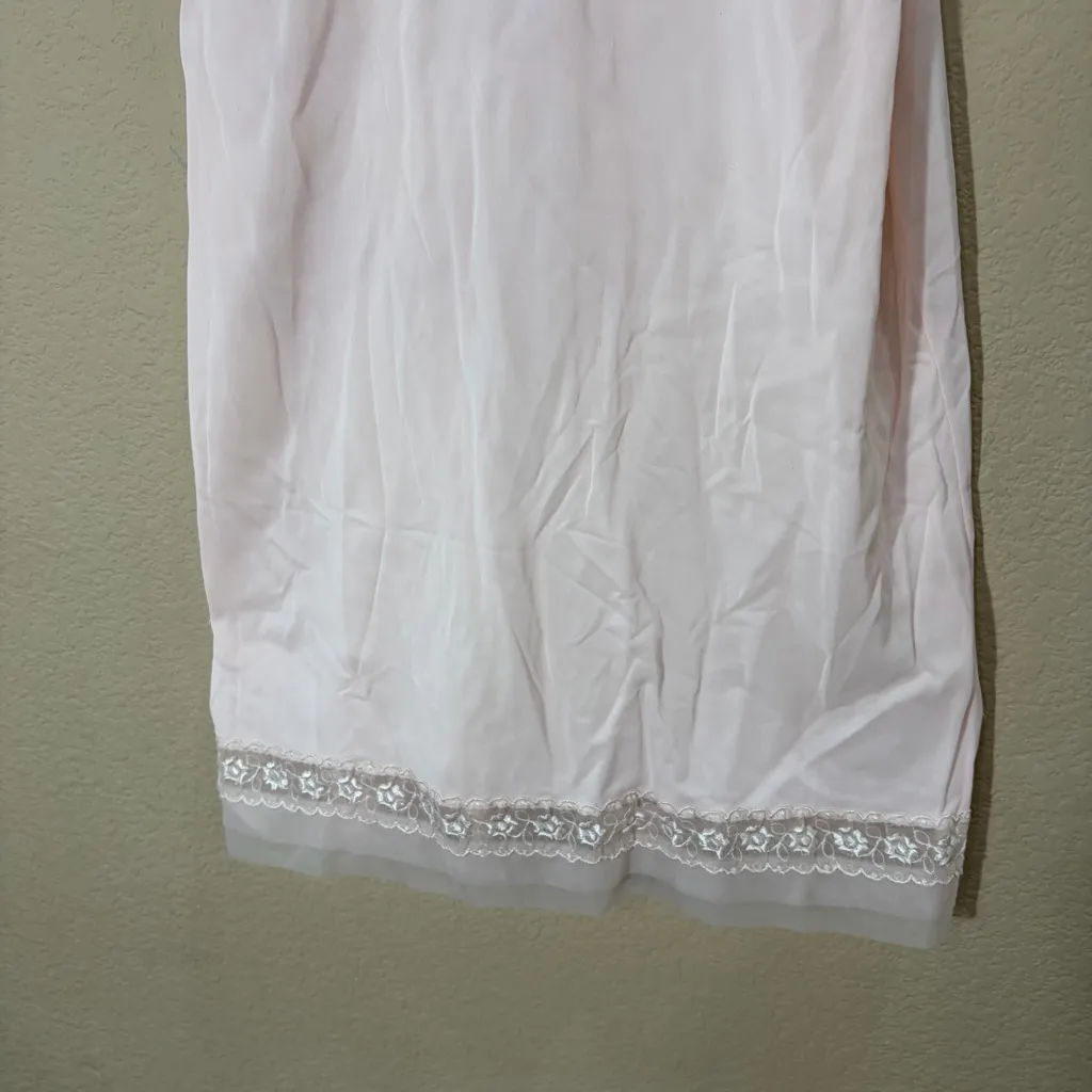 Gorgeous vintage pale pink embroidered slip / nightgown 34/ S/ slip dress - Image 4