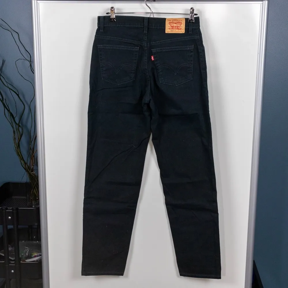 Levi’s Classic Relaxed Stretch 550 Jean - Image 2