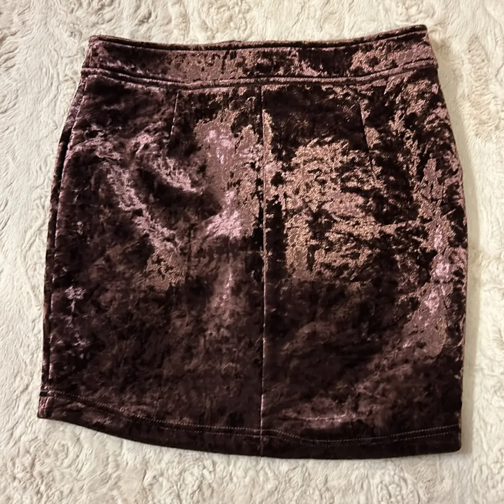 Forever 21 skirt in size m - Image 8