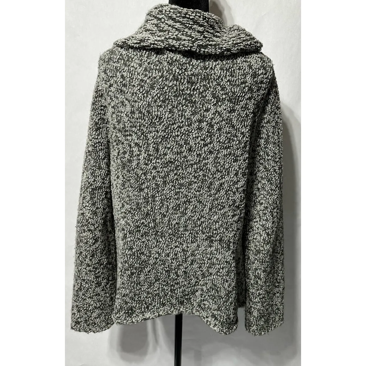 Tweeds Gray and White Boucle Sweater‎ Cardigan Size M Size M - Image 4