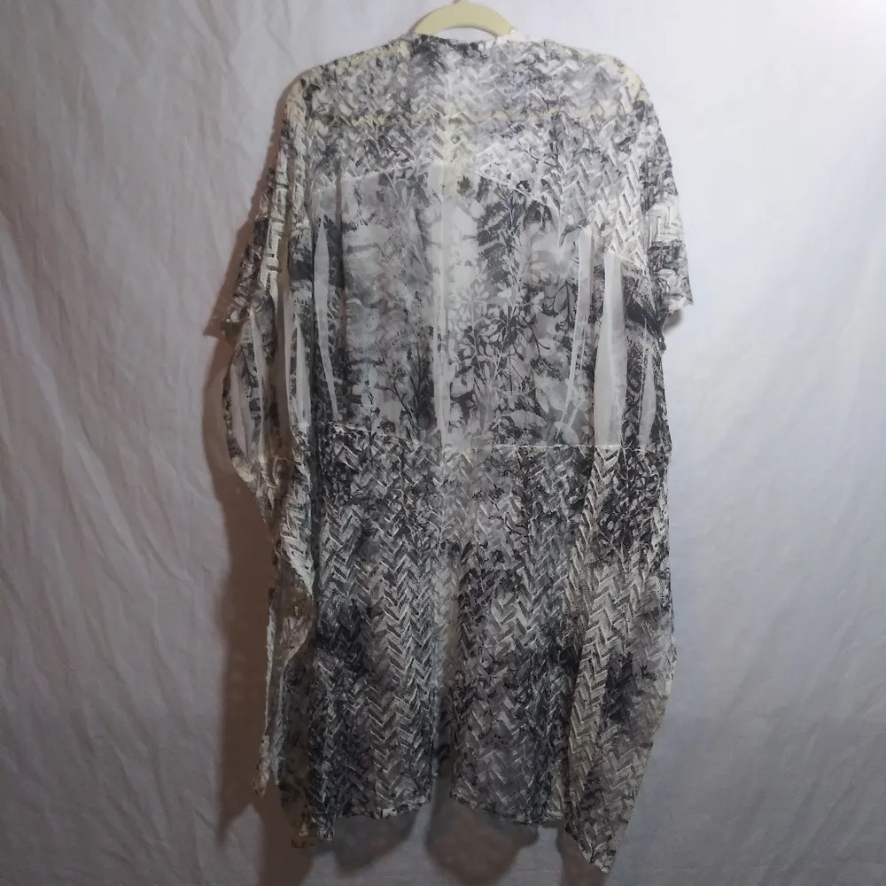 Brittany Black Artsy Floral Women's Gray Lace Patterned Kimono Cover Up Size 1X - Image 7