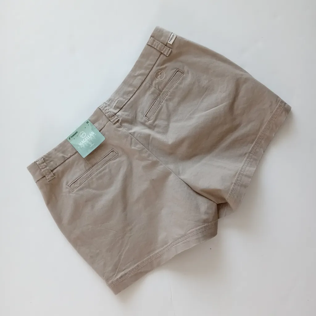 Magellan Outdoor Women Happy Camper  Shorts Size 10 Kaki - Image 6