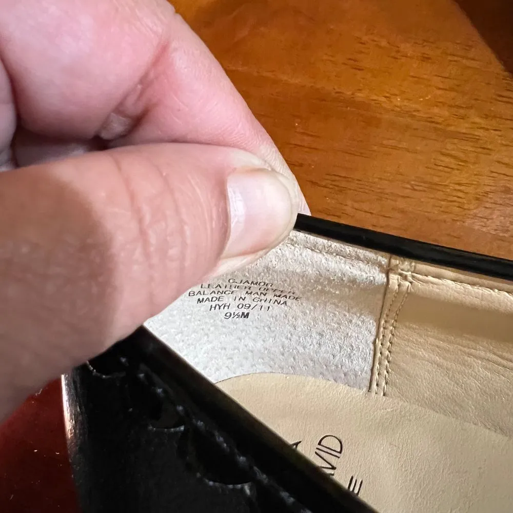 Circa Joan & David Black Patent Leather Tassel Loafers Classic Flat Shoes - Image 7