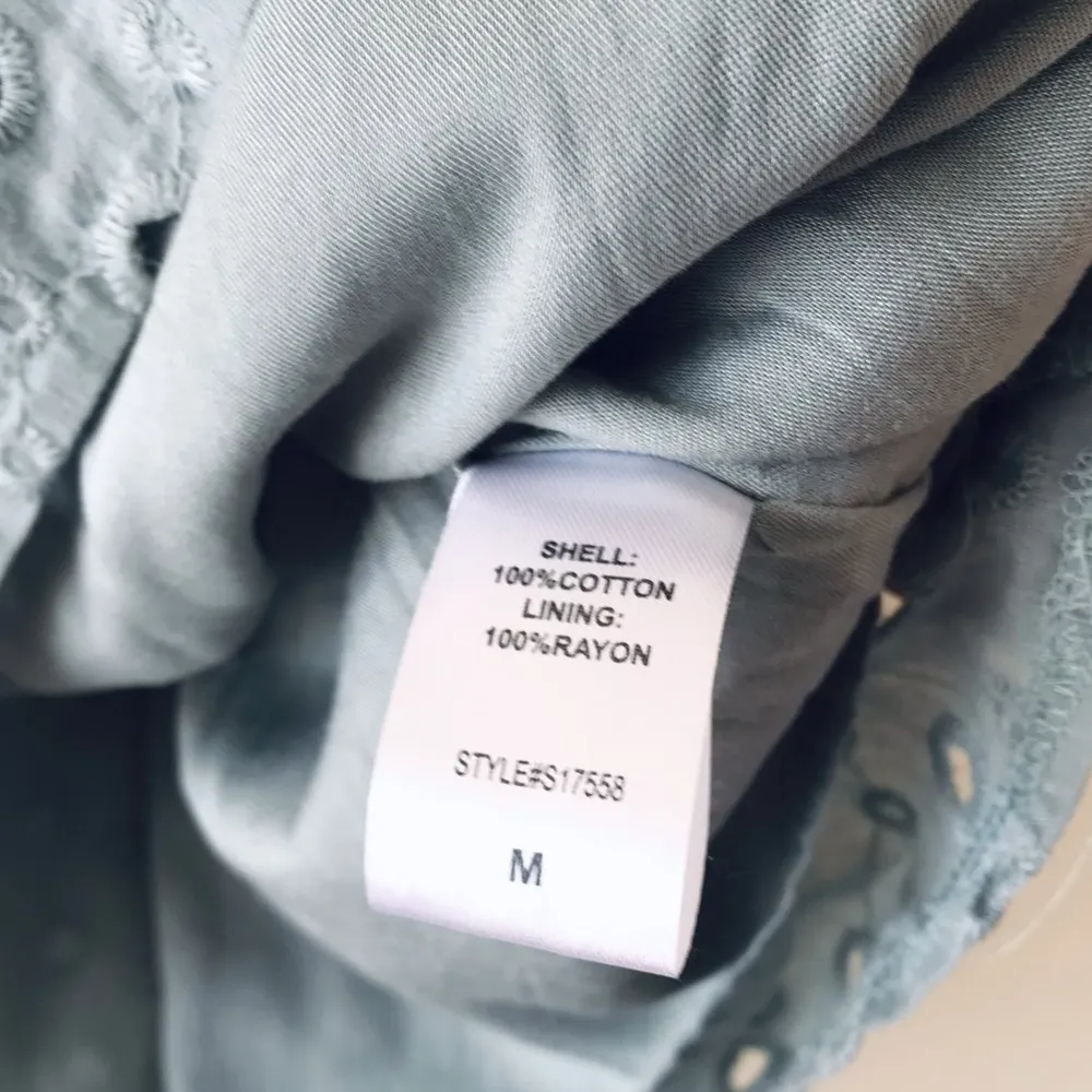 Mustard Seed Eyelet V Neck Cotton Short Sleeved Top NWT - Image 6