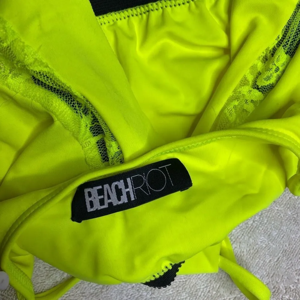 Beach Riot Flutter Bikini Top Neon‎ - Image 7