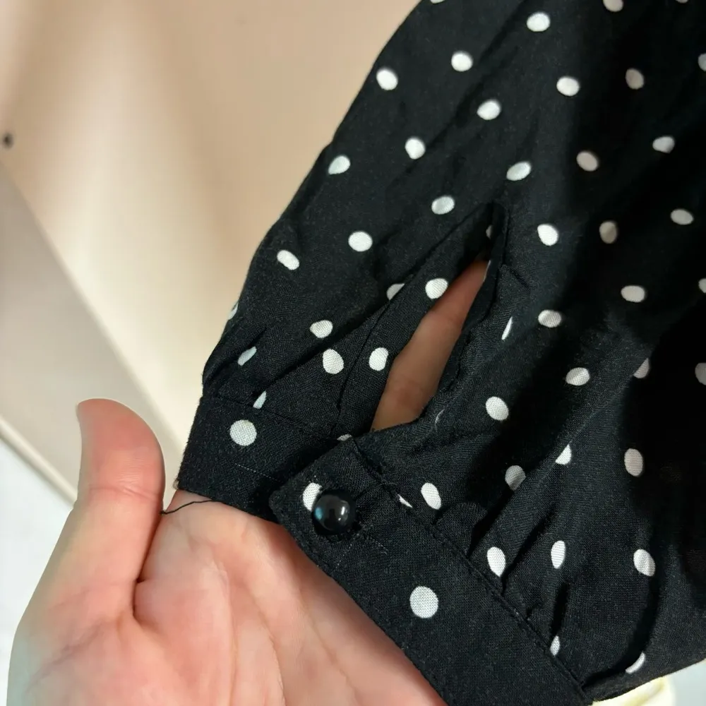 Eyeshadow Black and White Bow Cutout Polka Dot Long Sleeve Blouse size S - Image 4