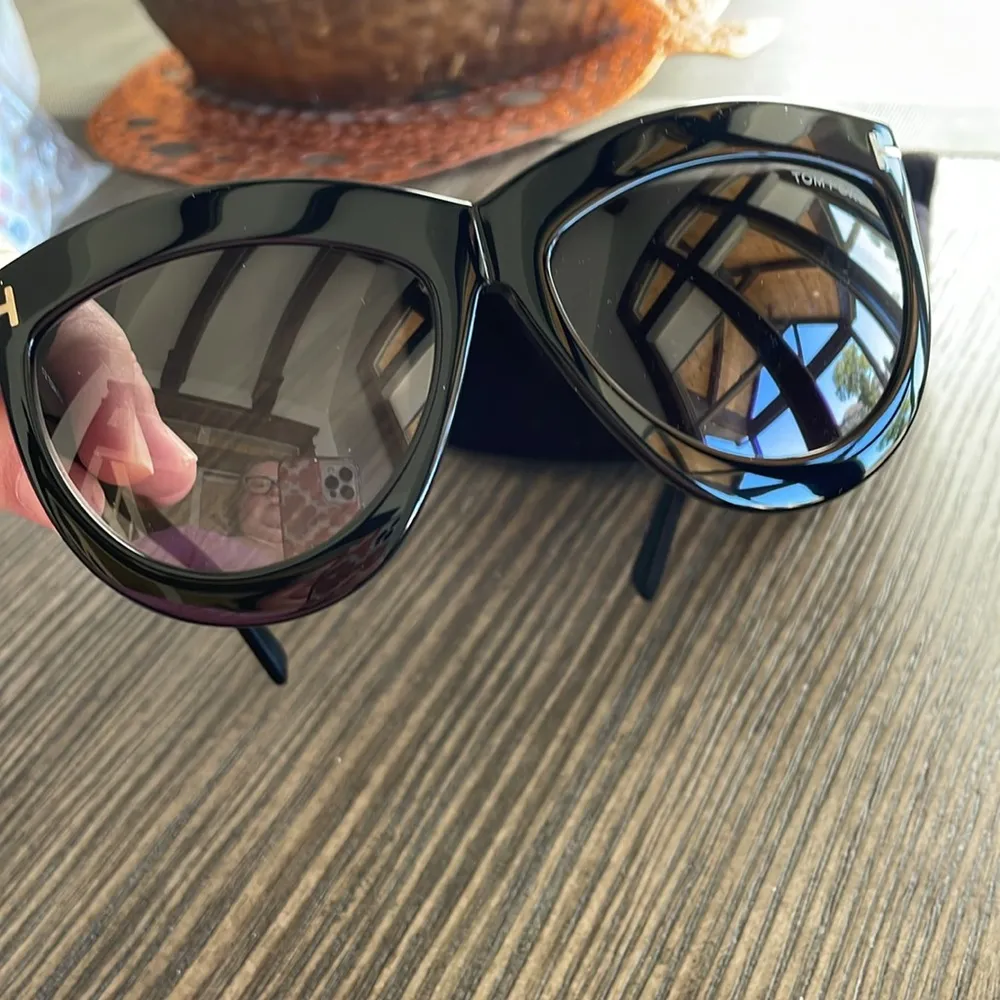 Tom Ford  Doris Sunglasses Full Set - Image 3