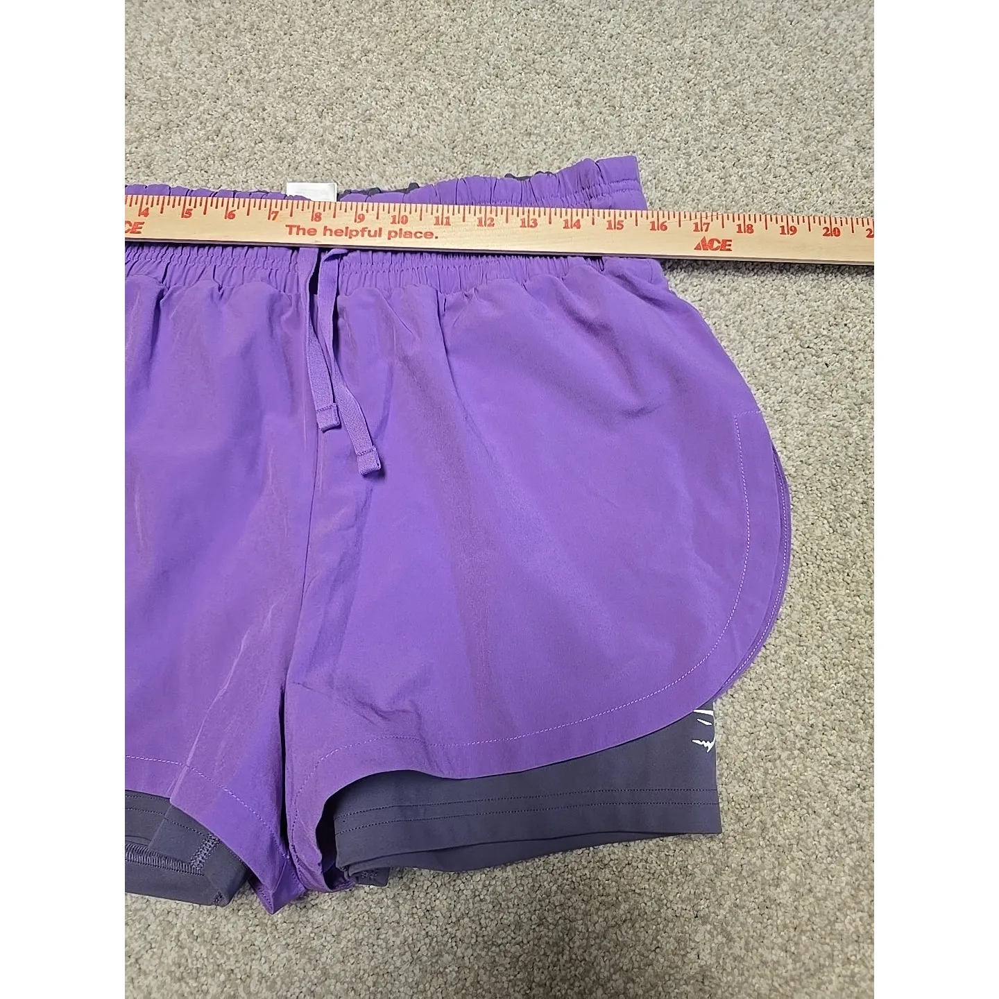 Gymshark Women's 2 in 1 Runing Shorts HT3 Grape Purple/Dewberry Purple Large NWT - Image 5