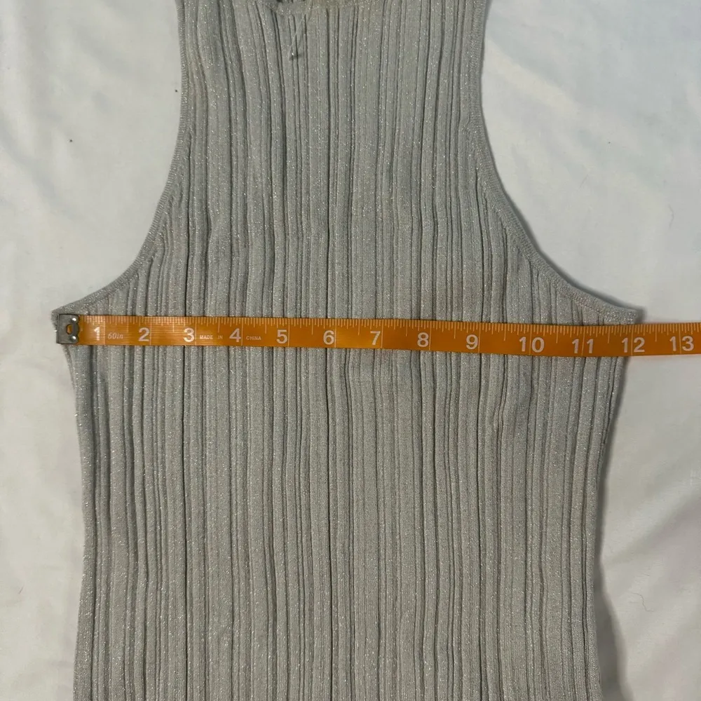 NWT Madewell Signature Shimmer Knit Cutaway Sweater Tank Silver Size S Ribbed - Image 6