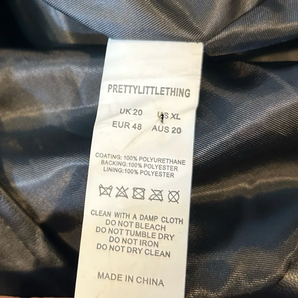 NWT PrettyLittleThing Black Faux Leather PU Biker/Moto Jacket Plus Size XL - Image 9