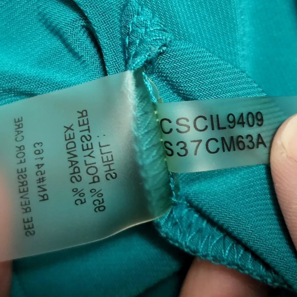 Calvin Klein teal drapeneck sleeveless knit blouse size large - Image 7