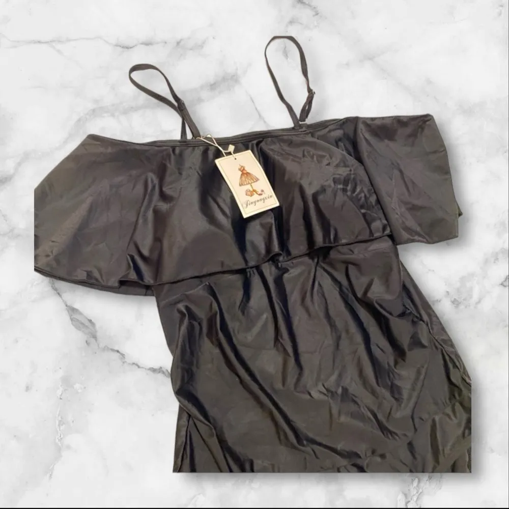 Jinyong Black Maternity one piece swimsuit Small NWT - Image 6