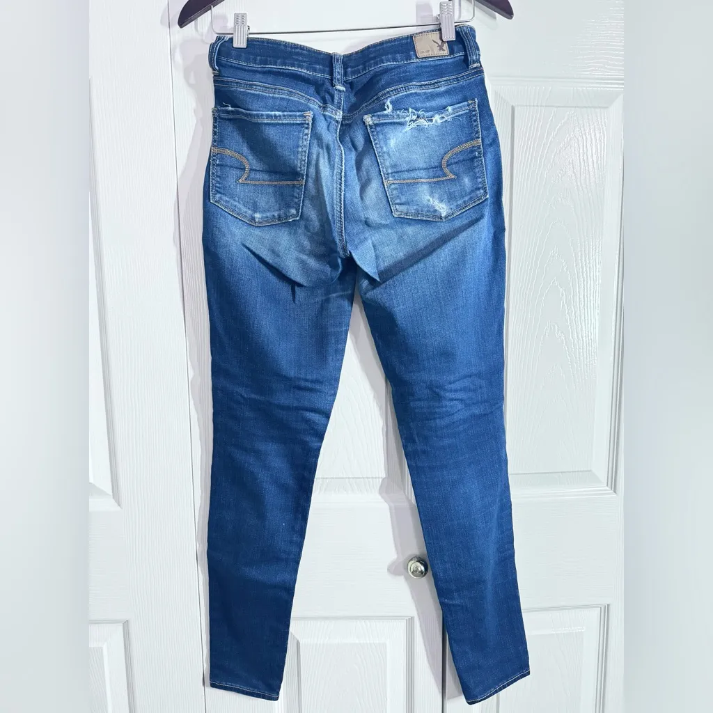 American Eagle Outfitters Medium Wash Super Stretch Hi-Rise Jeggings - Size: 2 - Image 2