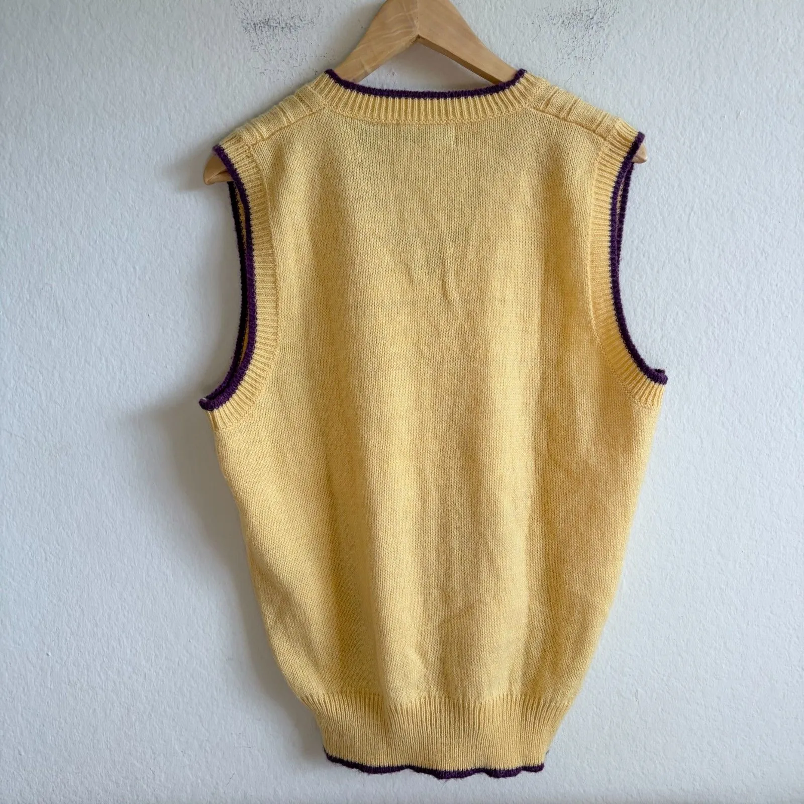 JJ MCWAYS Vtg 80s Yellow Cable Knit V-Neck Retro Chic Sweater Vest Womens Large - Image 2