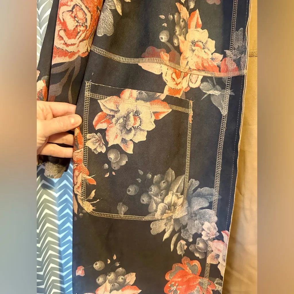Tahari | Faux Suede Floral Open Jacket, size L - Image 5