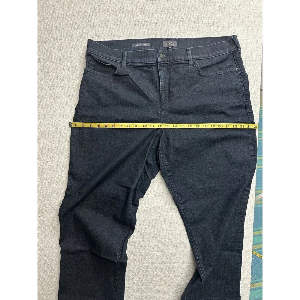 NYDJ Marilyn Straight Capri Jeans in Cool‎ Embrace - Rhapsody Size 20 - Image 14