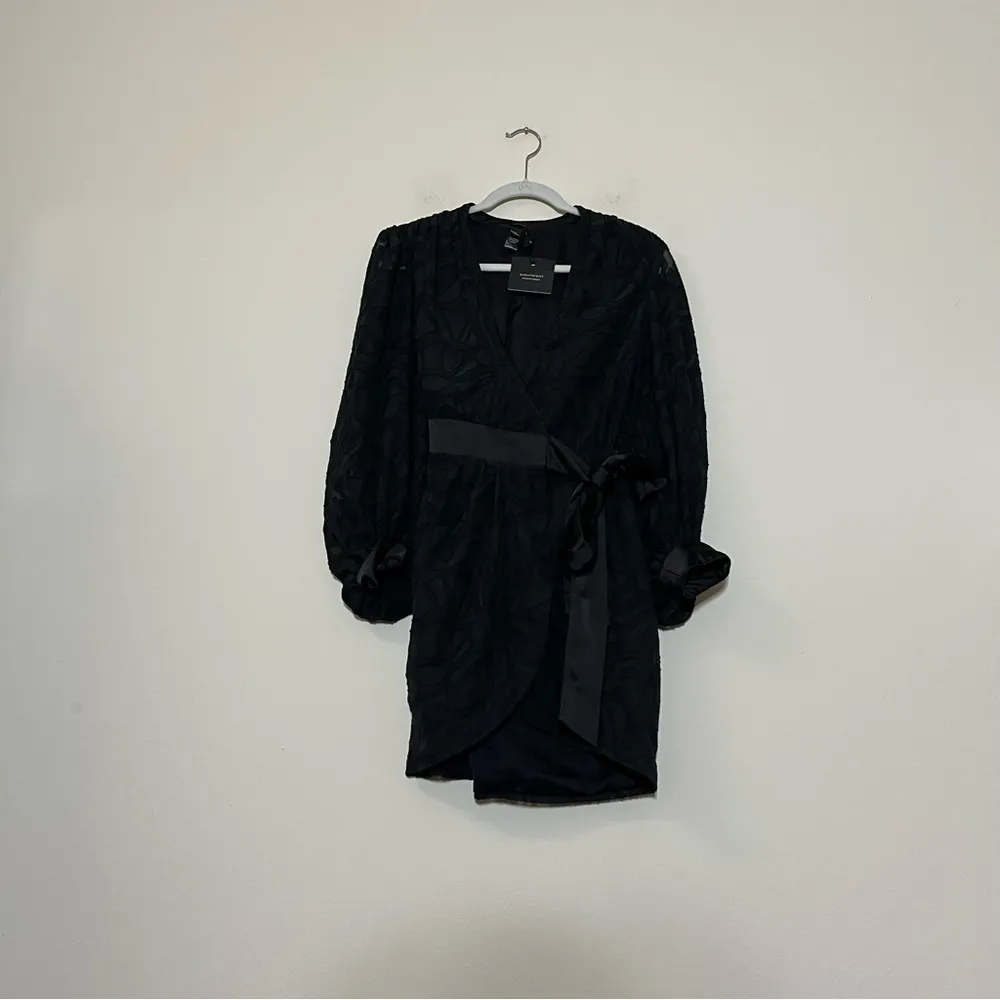 NWT Jonathan Simkhai Night Fil Coupé Wrap Mini Dress Black Floral Jacquard XS - Image 8